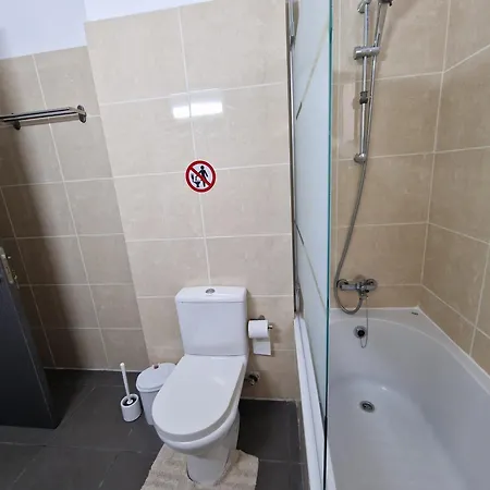 Apartment Tropical Paradise 200m From Finikoudes Larnaca