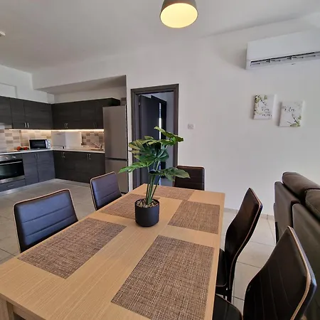 Appartamento Tropical Paradise 200m From Finikoudes