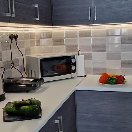 Appartamento Tropical Paradise 200m From Finikoudes *