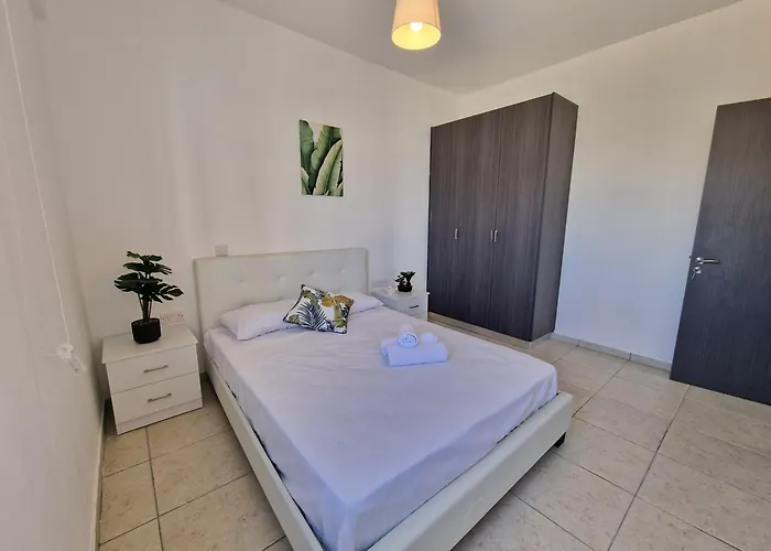 Apartament Tropical Paradise 200m From Finikoudes