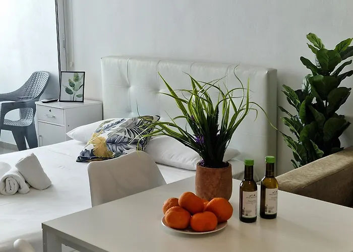 Apartament Tropical Paradise 200m From Finikoudes