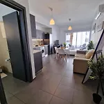 Apartament Tropical Paradise 200m From Finikoudes Larnaca