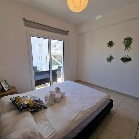 Apartament Tropical Paradise 200m From Finikoudes Larnaca