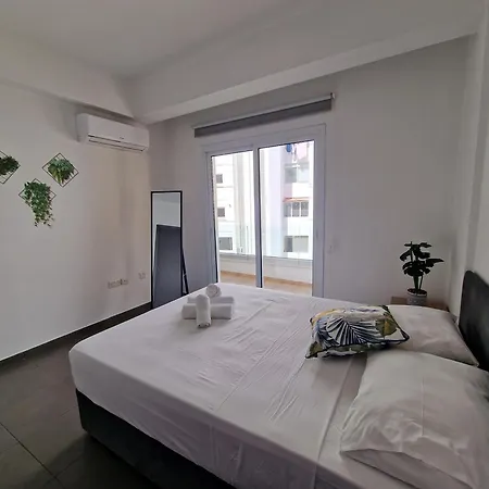 Apartament Tropical Paradise 200m From Finikoudes