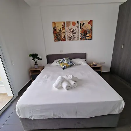 Apartament Tropical Paradise 200m From Finikoudes Larnaca