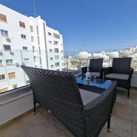 Tropical Paradise 200m From Finikoudes Larnaca