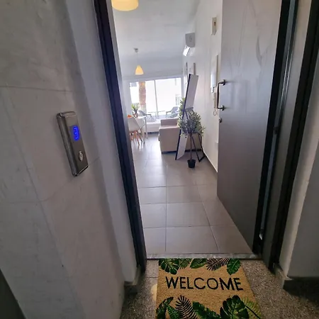 Apartament Tropical Paradise 200m From Finikoudes